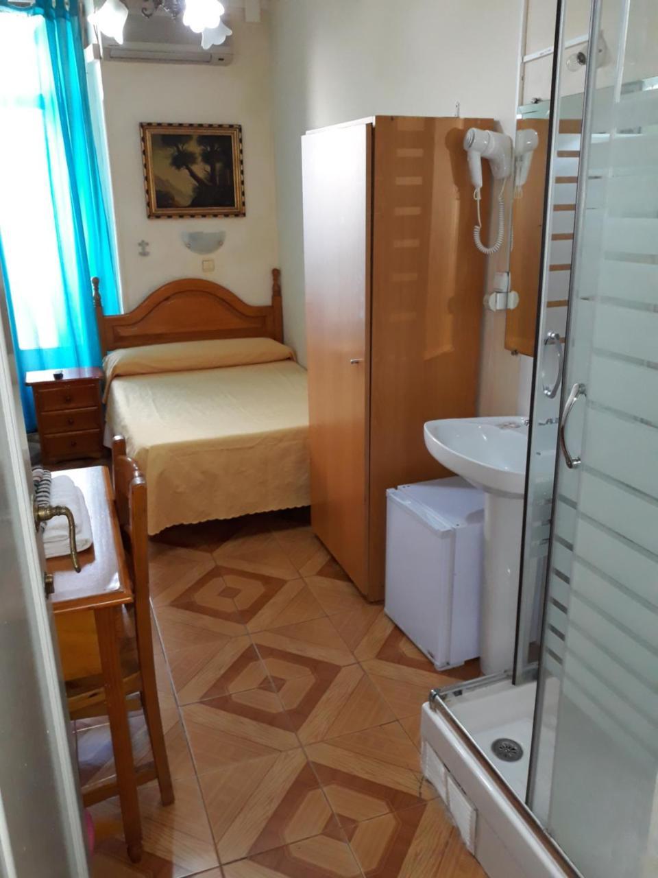 Double Room,750158936:JPEG